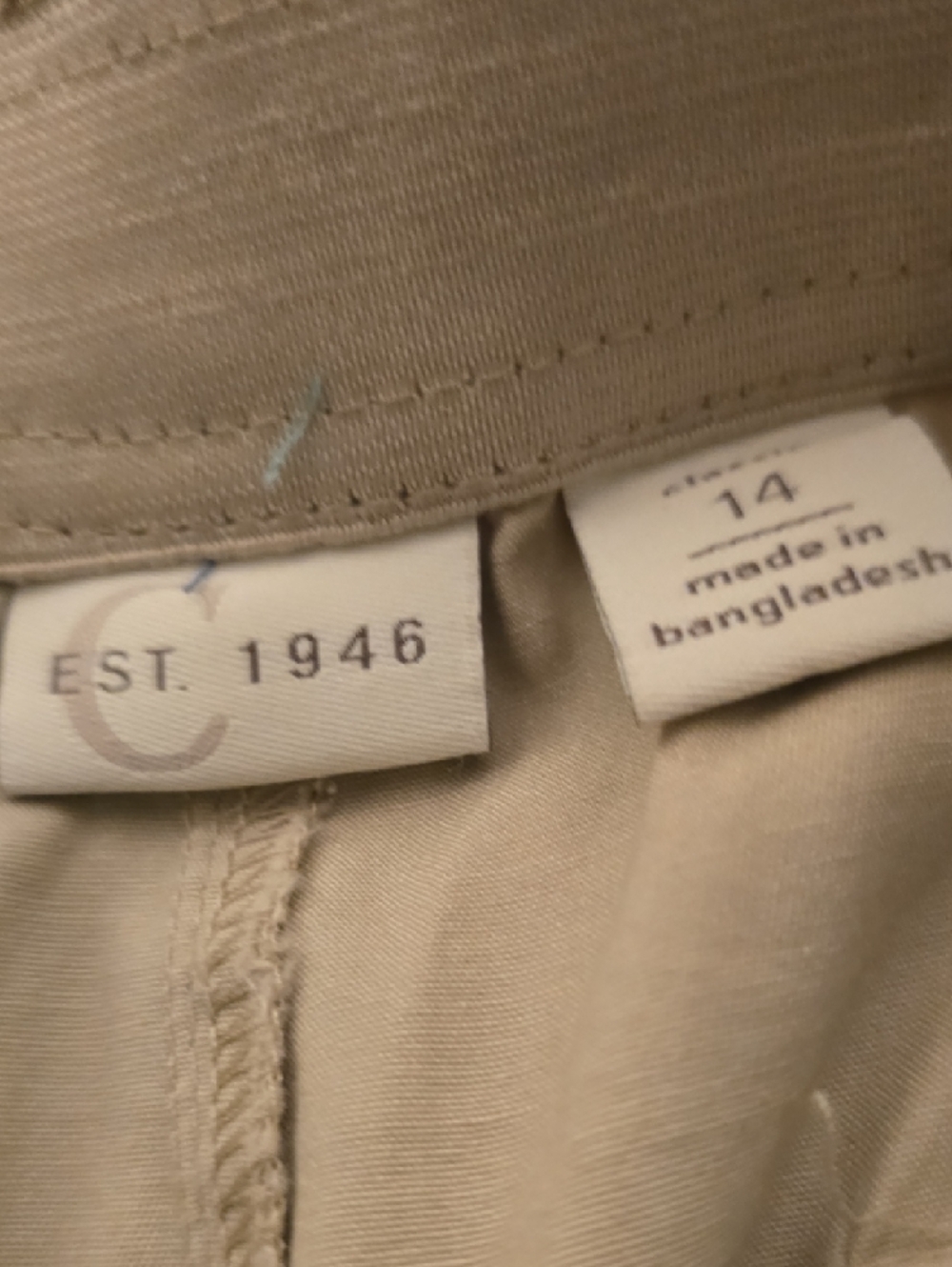 C EST 1946 Beige Cargo Capris with Drawstring Hems - Picture 5 of 6